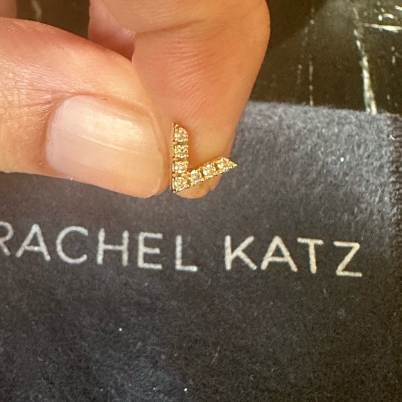 Rachel Katz Diamond Dagger Stud (1) in Yellow Gold - Picture 4 of 6